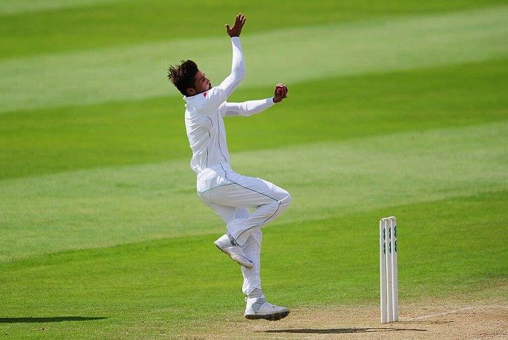 Mohammed Amir in action for Pakistan.