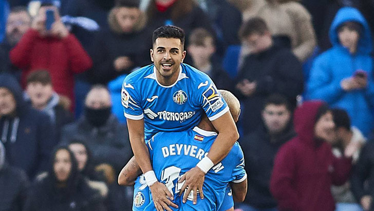 Ángel in action for Getafe.