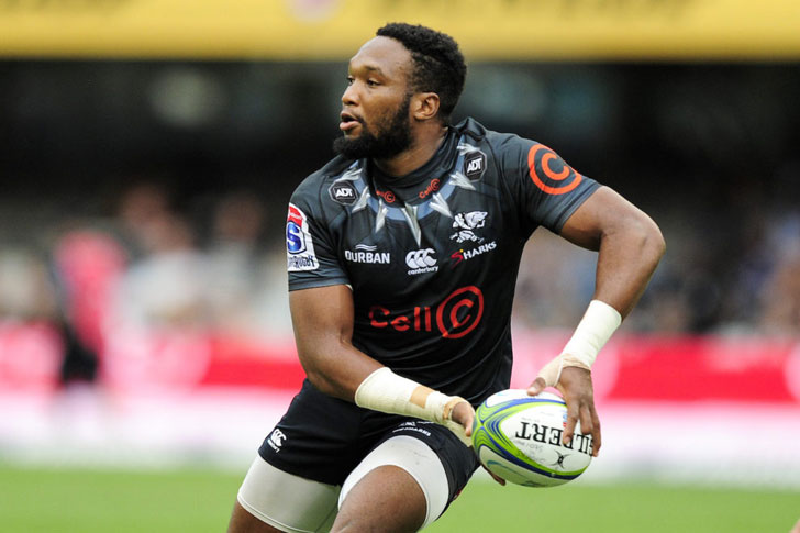 Lukhanyo Am in action for Sharks