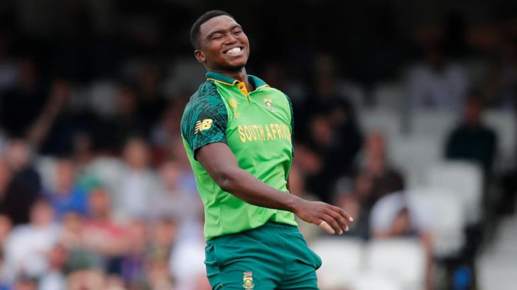 Lungi Ngidi in action for South Africa.