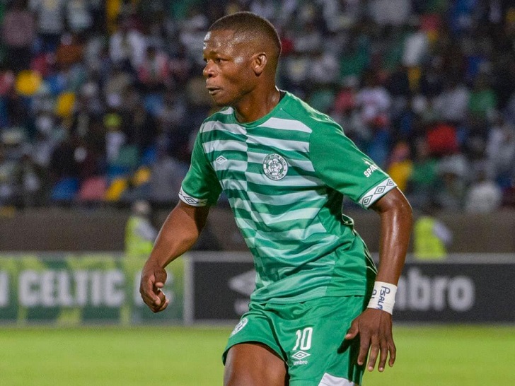 Ndumiso Mabena in action for Bloemfontein Celtic.