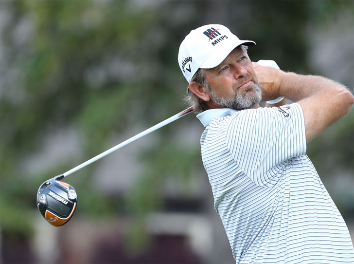 Retief Goosen in action Retief Goosen in action